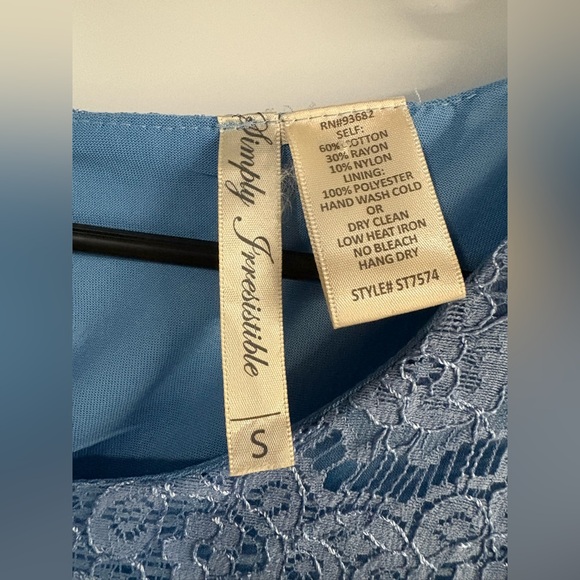 Blue Lace Women Top✨ - Picture 5 of 7